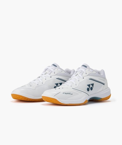Yonex power cushion - z4, v2