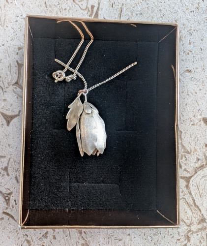 Kette mit blütenkelch - mit,