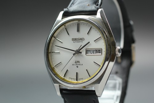 Vintage 1975 exc seiko - vintage,