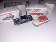 Konvolut 2 1/64 Tomytec Tomica