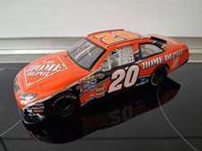 Nascar Tony Stewart Home Depot #20 Toyota Camry COT 1:24