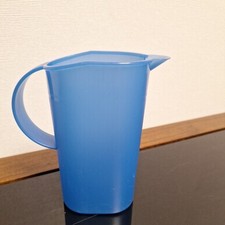 Tupperware Sahnekännchen /