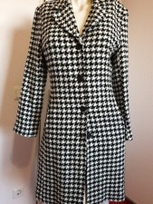 Hahntritt Mantel Neu in 38