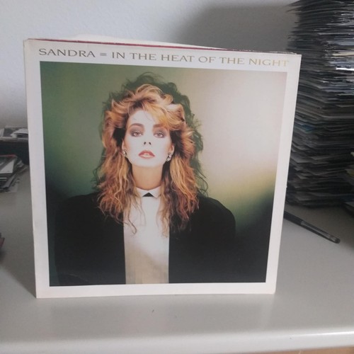 Sandra the heat of - the,