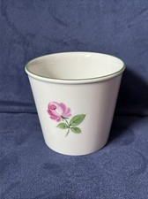 Augarten "Wiener Rose" Becher  handgemalt ca 9 cm