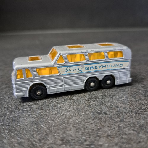 Matchbox series coach - series,