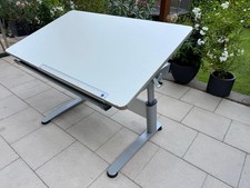 Schreibtisch für Kinder