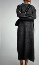 ASOS DESIGN - Oversize - Midikleid aus Strick in Anthrazit, Größe S