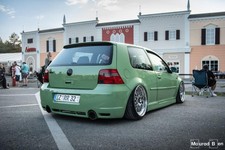 VW GOLF 4  Heckstoßfänger  mit TÜV-R32 LOOK