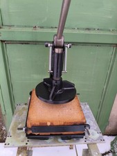 Lederpresse, Lederstanzer