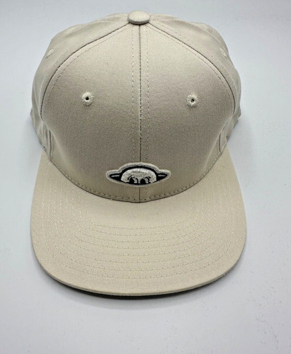 Radmor golf logo beige flat - radmor,