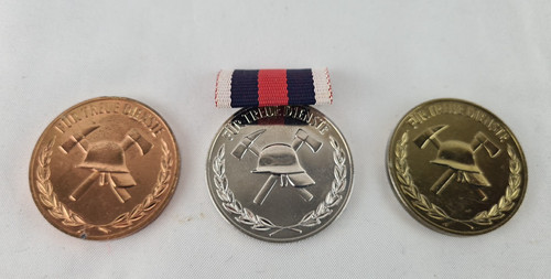 Medaillen ddr feuerwehr - medaillen,
