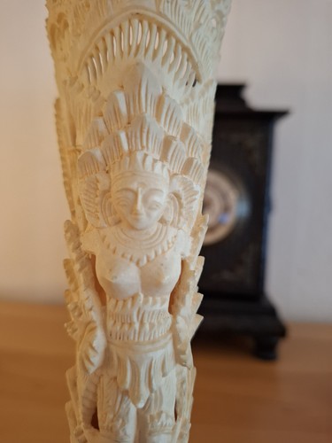Handgeschnitzte knochen figur - handgeschnitzte,