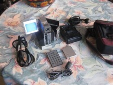 JVC GR-DVX 4 E hochwertiger kompakter Mini DV Camcorder mit viel Zubehör