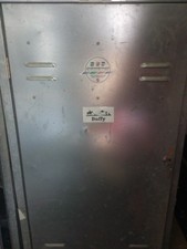 Material / Sattelschrank