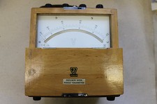 DDR Voltmeter im Holzgehäuse Excelsior Werk Kiesewetter - Sammler #AS-A