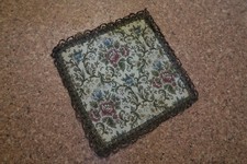 60er Jahre Brokat Zierdeckchen