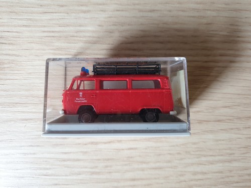 Brekina 33283 bus - vw, t2