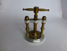 Nussknacker  Spindel-Nussknacker Metall,Messing ,Alu Vintage