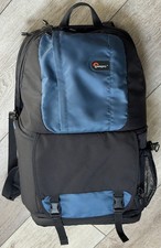 USED:VERY GOOD: Lowepro