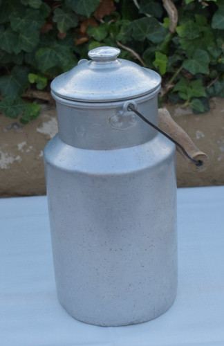 Alte milchkanne aus - aus, aluminium