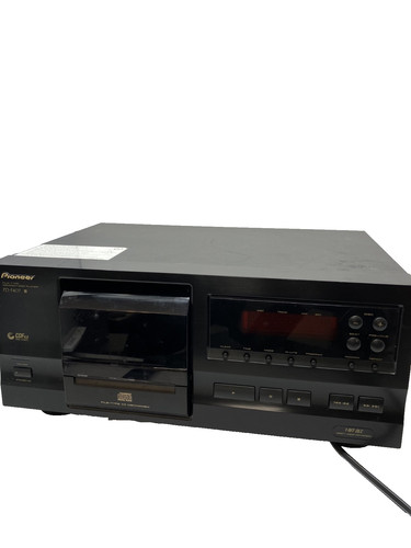 Pioneer disc player - disc, cd