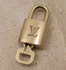 LOUIS VUITTON ORIGINAL PADLOCK