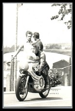 Foto, Hermsdorf/Sachsenring, Motorradrennen ca 1970, Jarno Saarinen; L201L