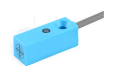 Induktiver Miniatur Näherungsschalter  Sensor 10-30 Volt PNP NC 4mm Endstop IP68