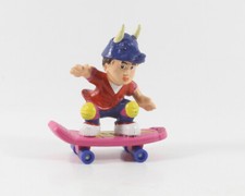 Skaty Junge auf Skateboard = Werbefigur Reklame Maskottchen Bully Bullyland 1995