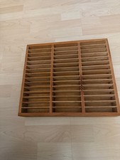 Aufbewahrung für 45 Hörspiel-Musik-Kassetten Holz zum Aufhängen