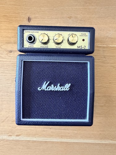 Marshall combo - marshall,
