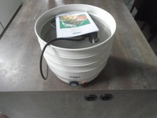 Sigg Dörrex mit 3 Dörrgitter Siebe Automat Dehydrator Obst Beeren Müsli