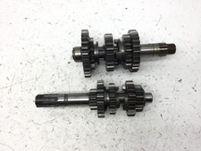 GETRIEBEWELLEN UND GETRIEBE