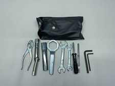Suzuki GSX1300 BK B-King (1) 10' Werkzeuge Tools original as pictured