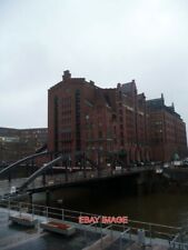 FOTO HAMBURG KAISSPEICHER B KAISSPEICHER B LAGER KOREASTRASSE HAMBURG. DIE