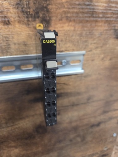 Omron da2605 kanal analog - omron, 2-kanal
