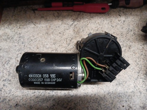 Bosch scheibenwischermotor 24v - scheibenwischermotor,