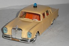 GAMA 475 MERCEDES 220 S