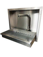 Robustes Klappwaschbecken aus