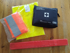 Audi KFZ Verbandtasche + 2