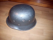 Stahlhelm Nachbau ? Alter
