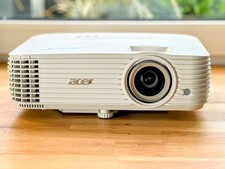 Neuwertiger Acer Beamer