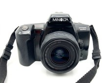 Minolta Dynax 303si + Minolta