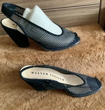 WALTER STEIGER * Pumps *