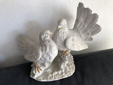 Porzellan ..Bisquit  Tauben Figur Vogelpaar Größ Mit Glasaugen Sohn. Bedin Und N