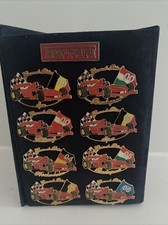 Pins Anstecknadeln Alles