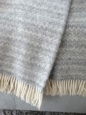 Wolldecke Plaid 140x200cm    100%Wolle  Schurwolle Grau- dicht-warm-exklusiv