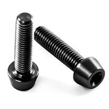 Titan Schraube M5 x 20mm -