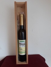 Eiswein edelsüß GUTSABFÜLLUNG Deutscher Prädikatswein Rheinhess. in Holzkiste